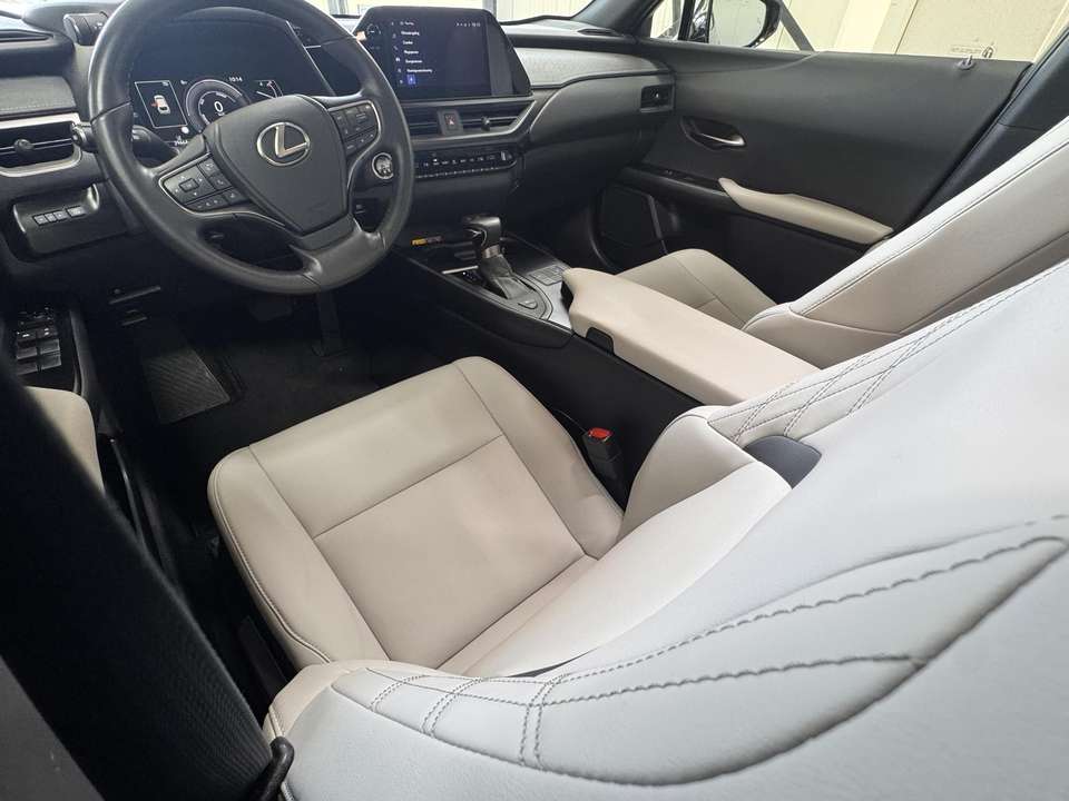 Lexus UX 250h - Imagem 5