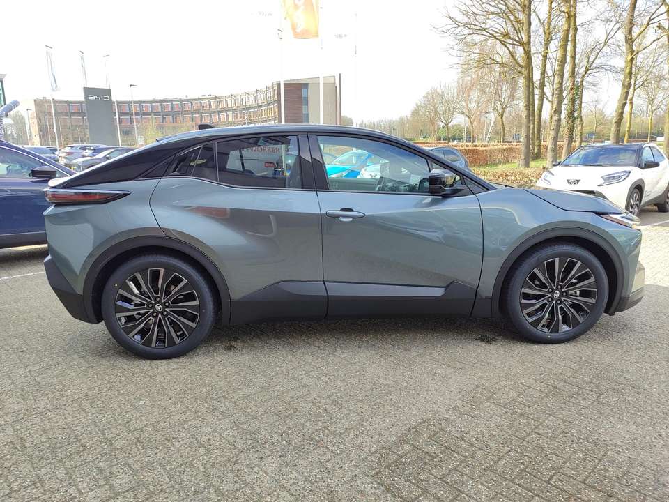 Toyota C-HR+ - Imagem 6