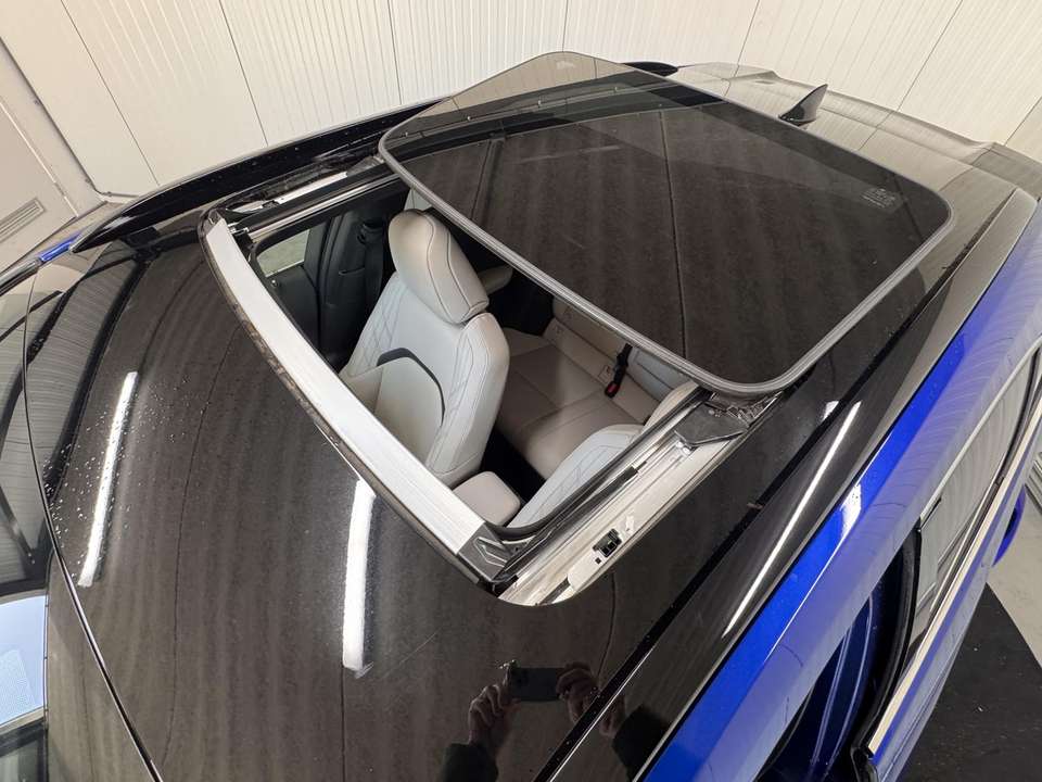 Lexus UX 250h - Imagem 9