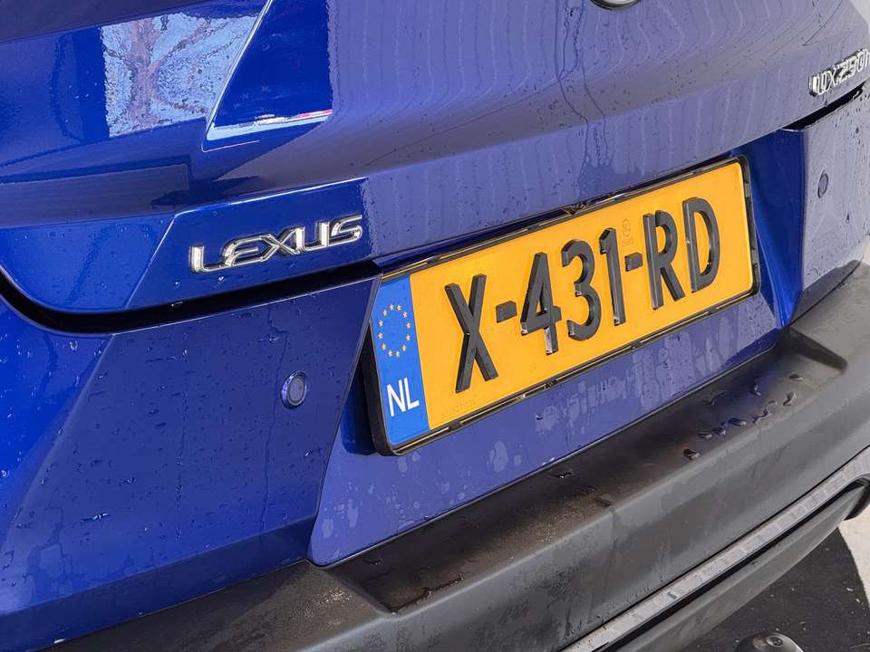 Lexus UX 250h - Imagem 13