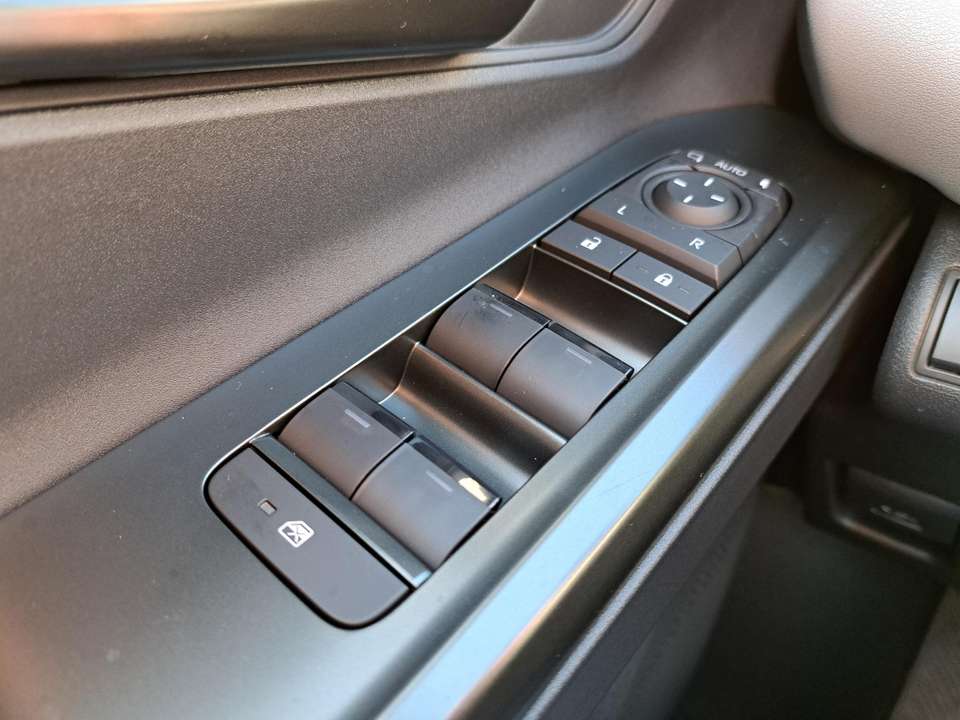 Toyota C-HR+ - Imagem 14