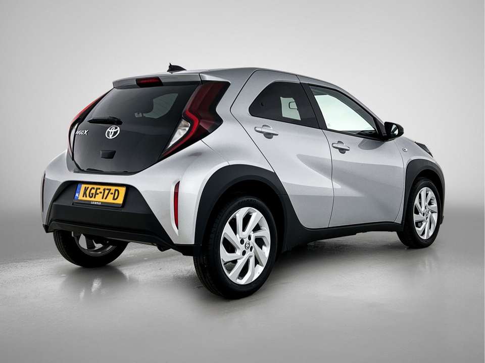 Toyota Aygo X - Imagem 2