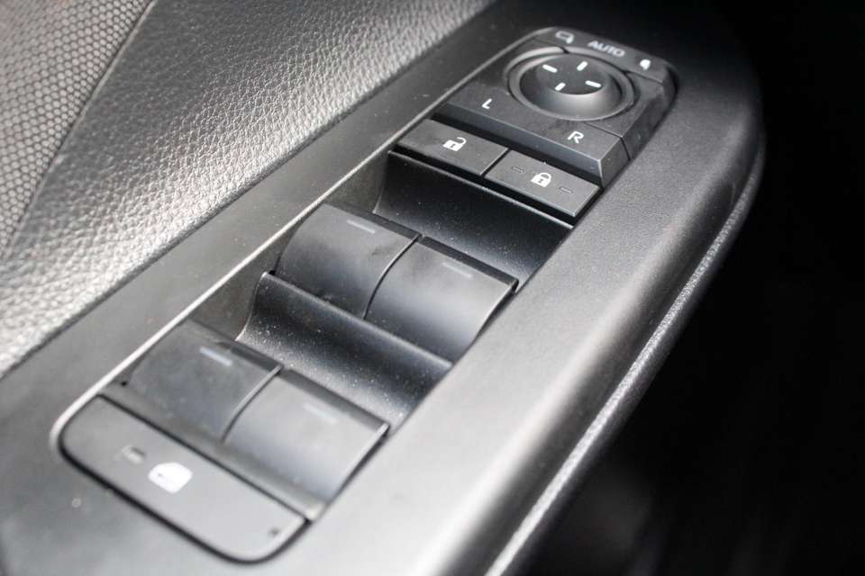 Toyota C-HR - Imagem 9