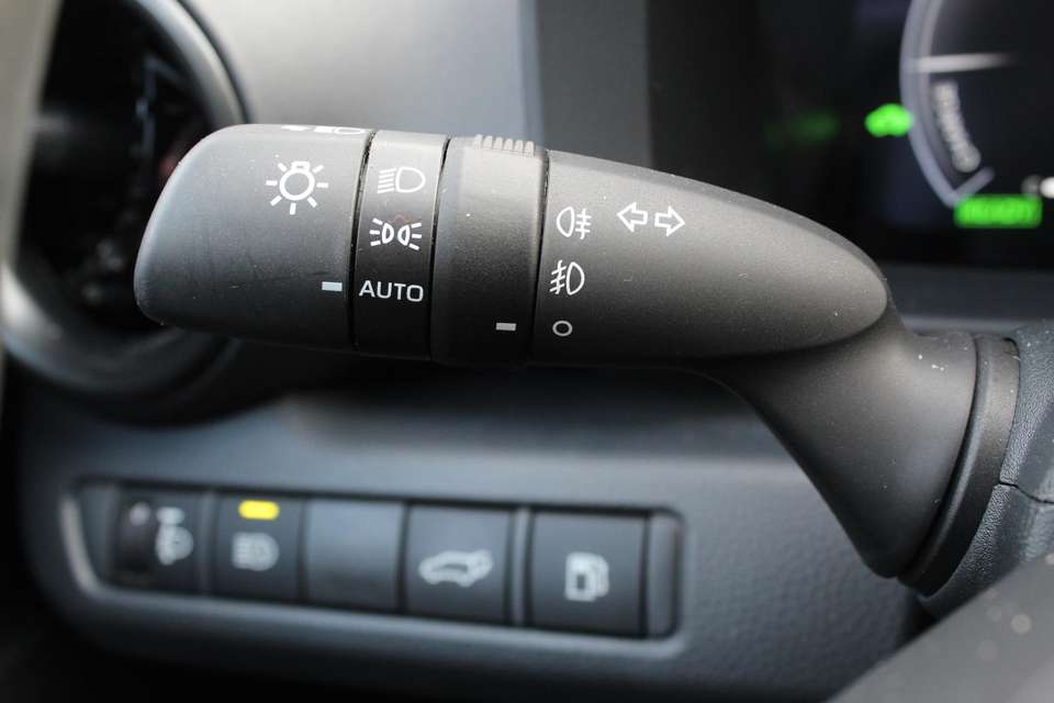 Toyota C-HR - Imagem 13