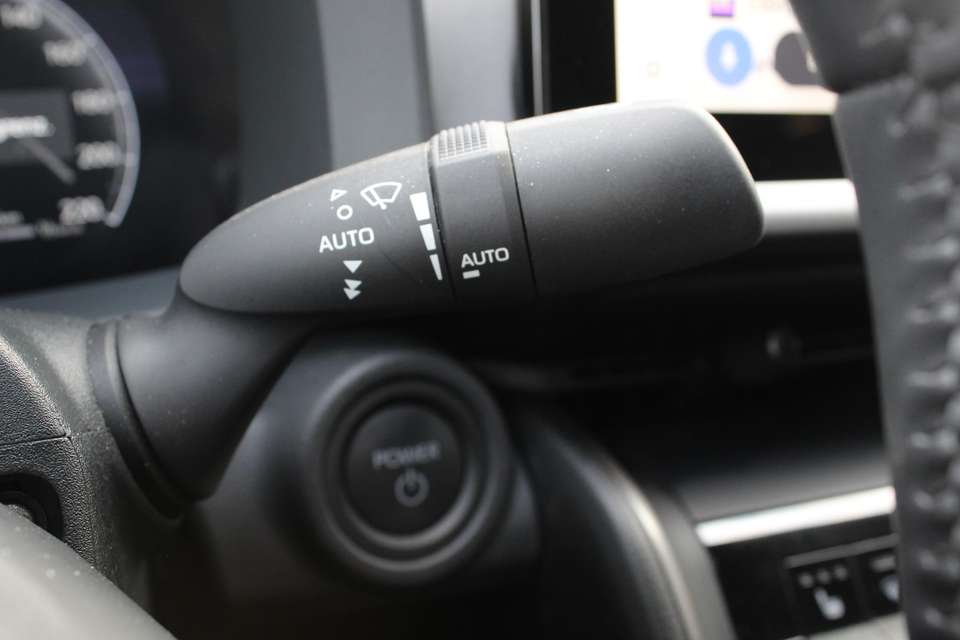 Toyota C-HR - Imagem 15