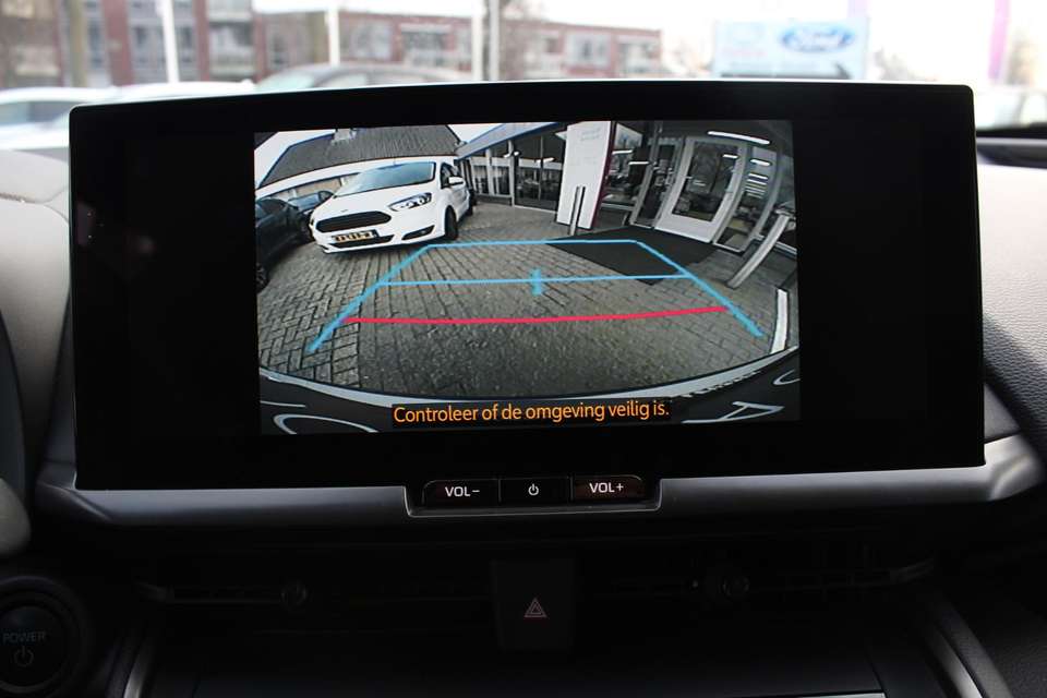 Toyota C-HR - Imagem 16