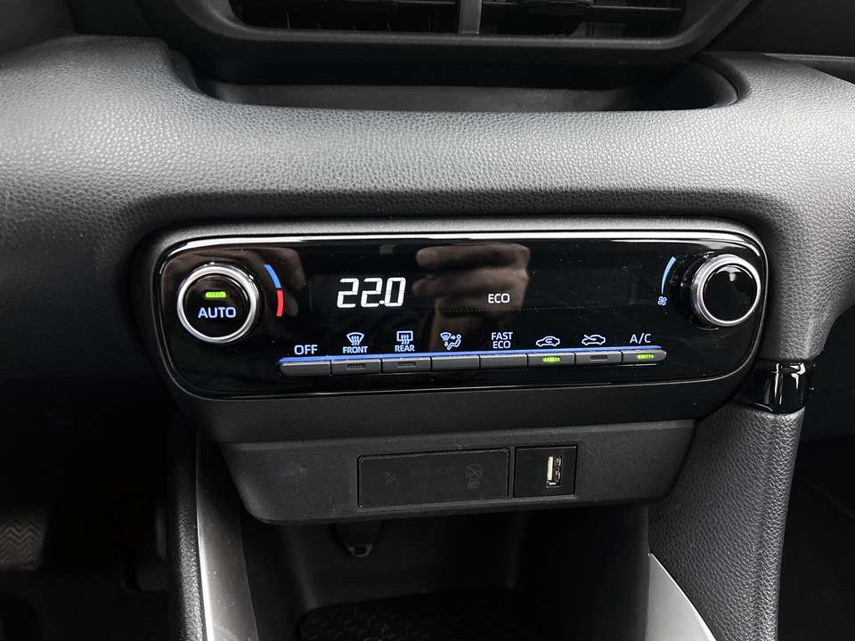 Toyota Yaris - Imagem 10