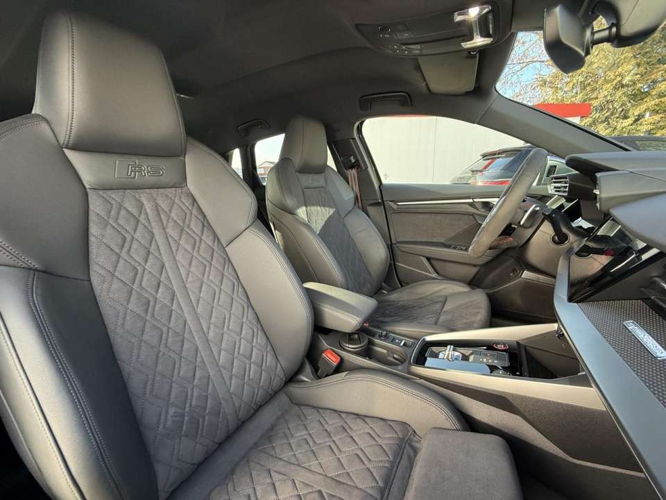 Audi RS3 - Imagem 8