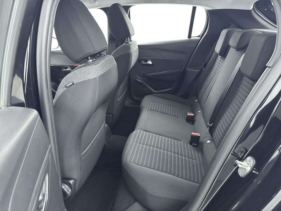 Peugeot 208 - Imagem 13