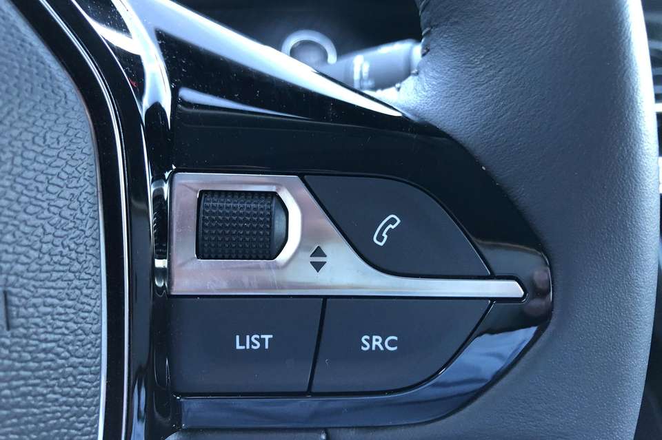 Peugeot 2008 - Imagem 14