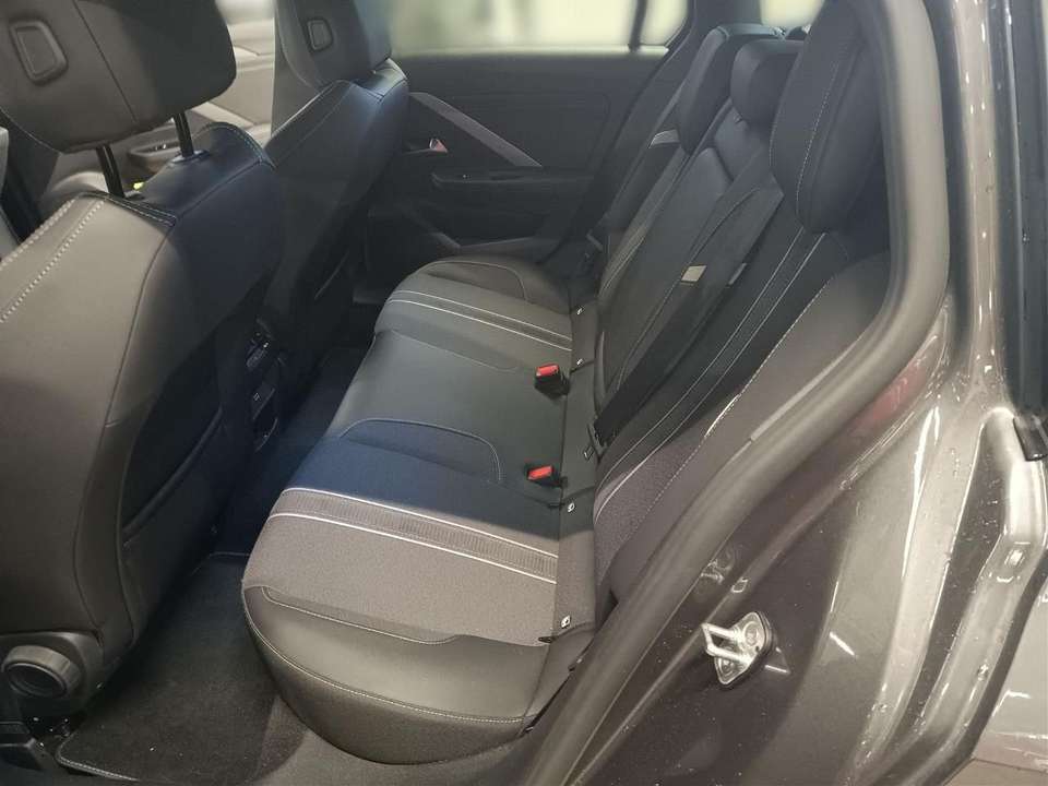 Opel Astra - Imagem 10