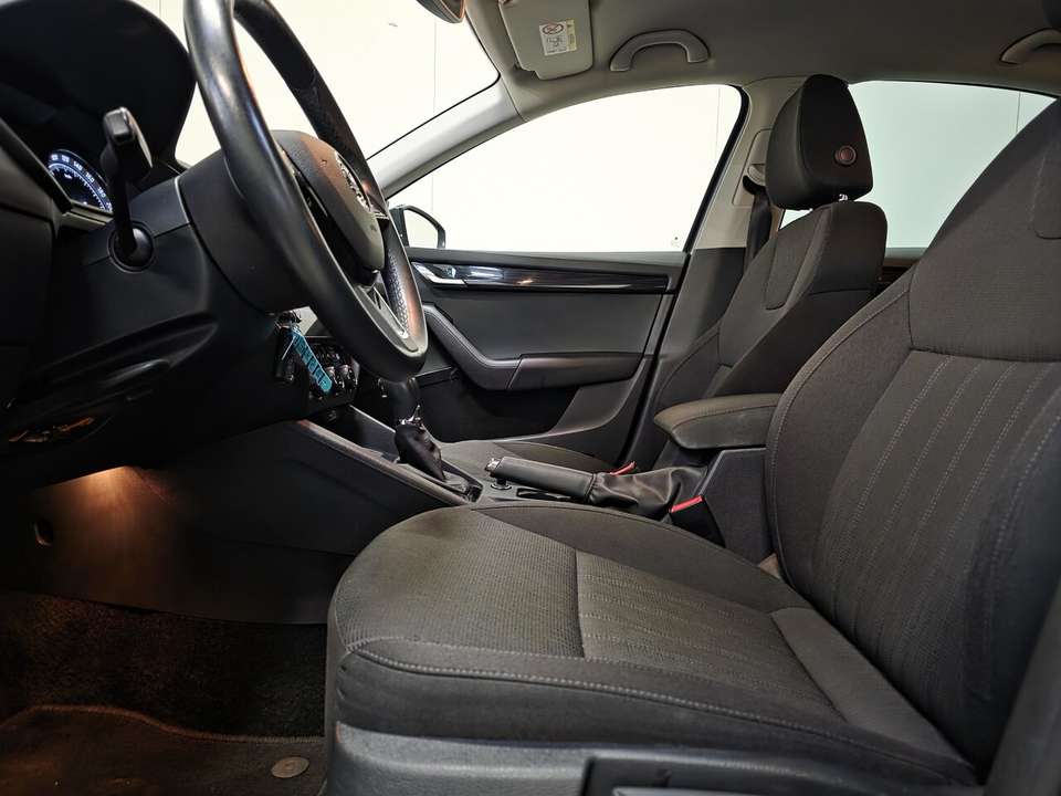 Skoda Octavia - Imagem 9