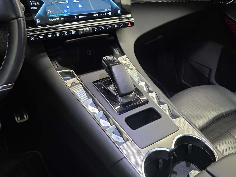 DS Automobiles DS 7 - Imagem 13