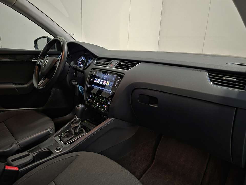 Skoda Octavia - Imagem 13