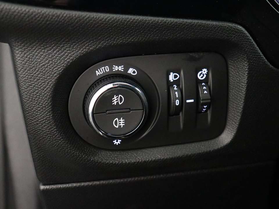 Opel Corsa - Imagem 18