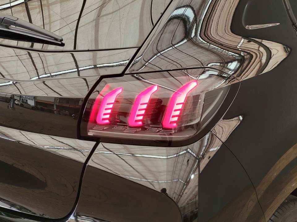 Peugeot 208 - Imagem 11