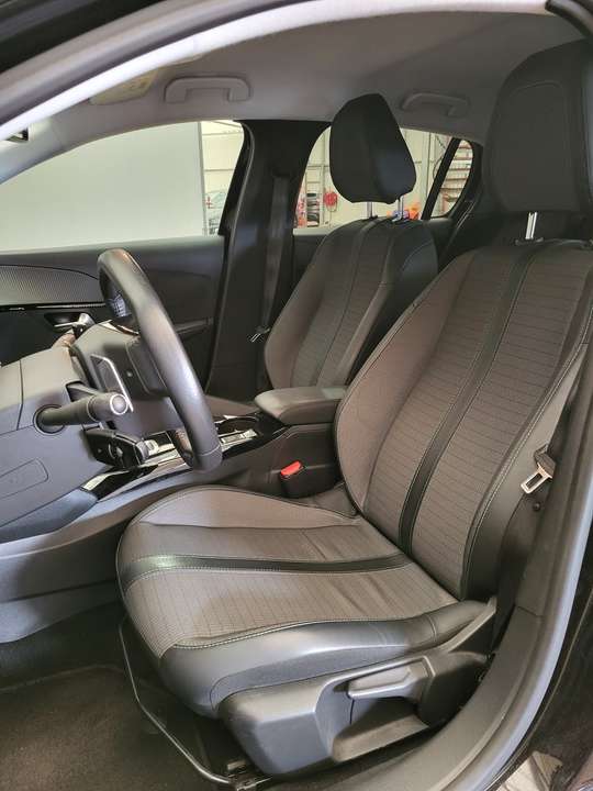 Peugeot 208 - Imagem 13