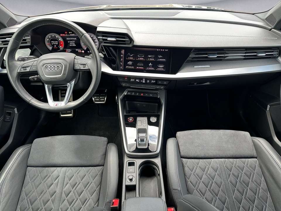 Audi S3 - Imagem 11