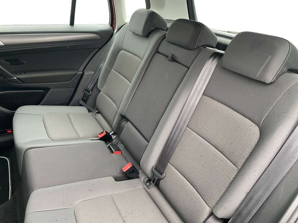 Volkswagen Golf Sportsvan - Imagem 9