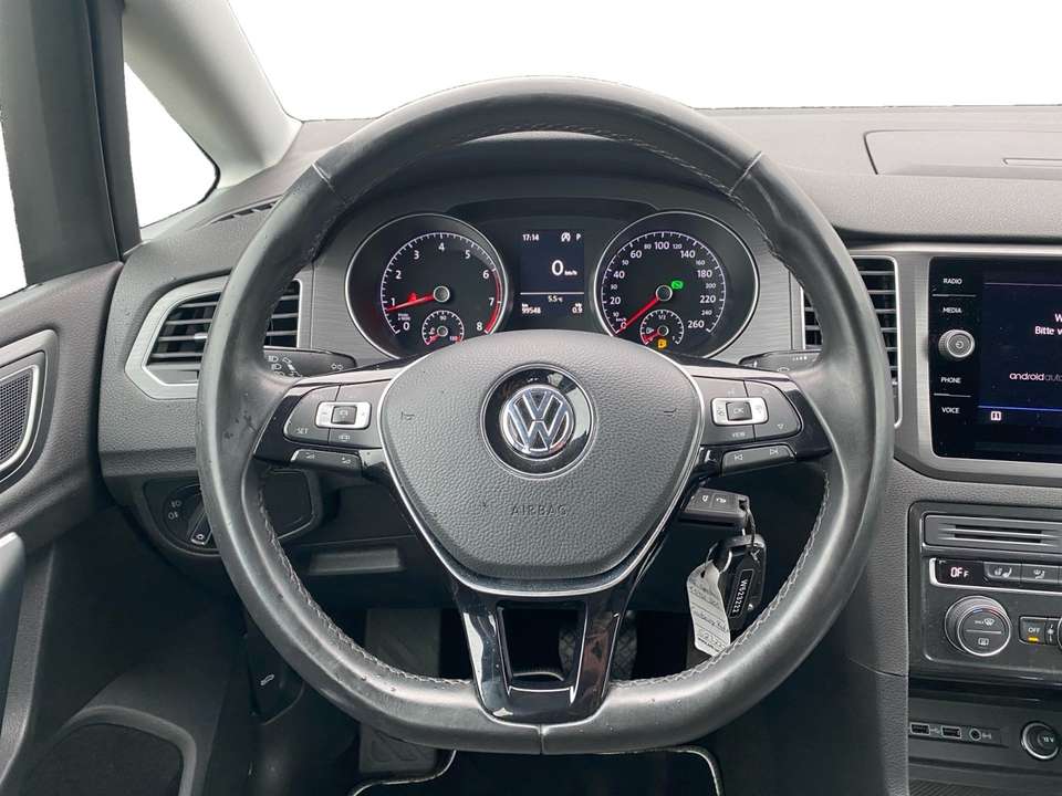 Volkswagen Golf Sportsvan - Imagem 13