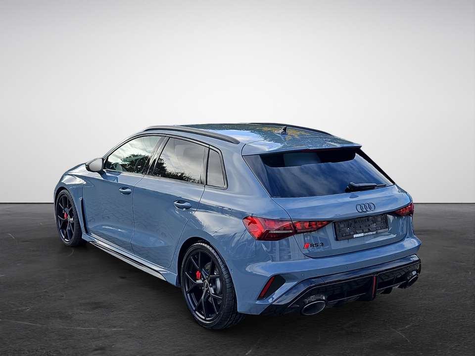 Audi RS3 - Imagem 4