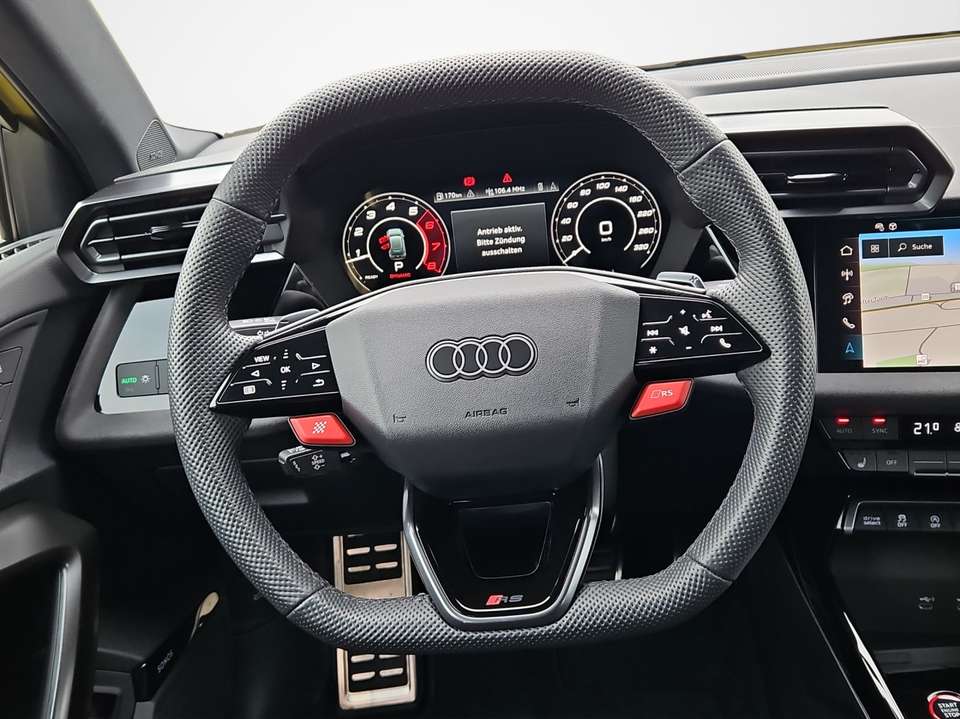 Audi RS3 - Imagem 9