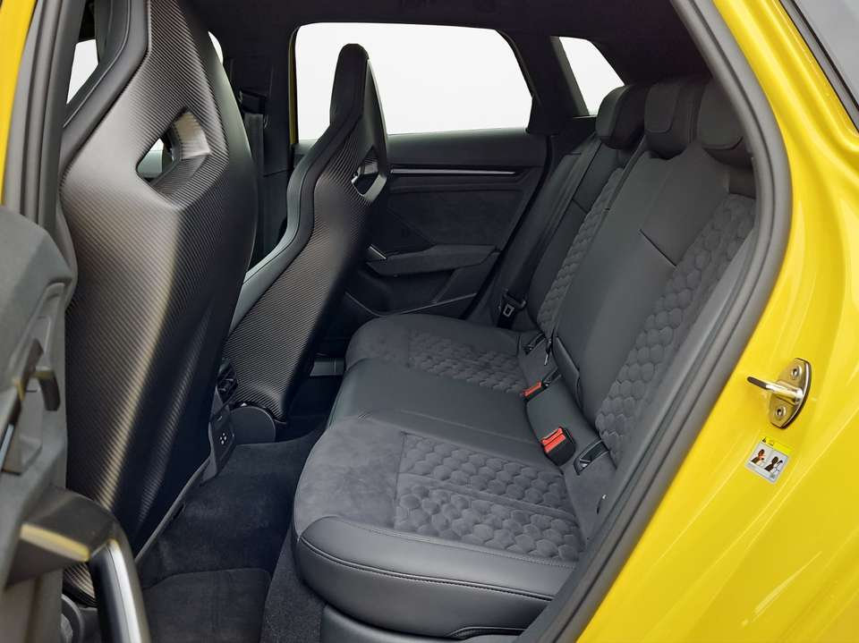 Audi RS3 - Imagem 11