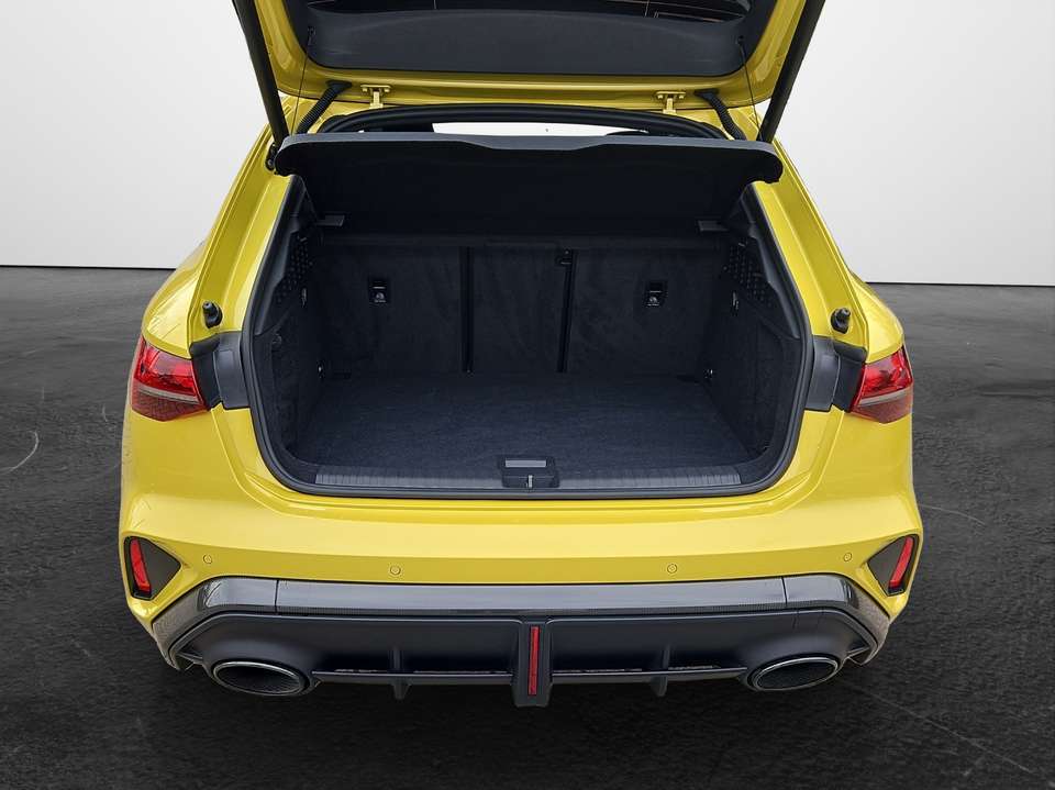 Audi RS3 - Imagem 12