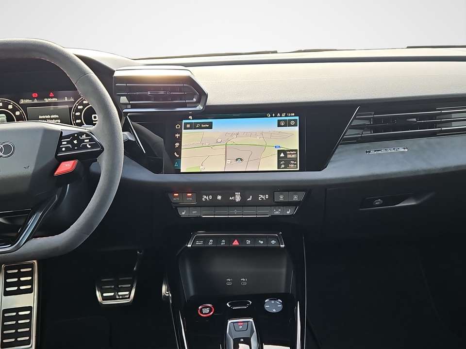 Audi RS3 - Imagem 10