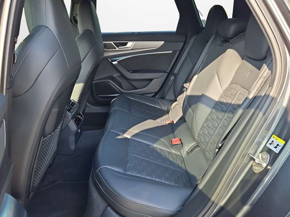 Audi RS6 - Imagem 12