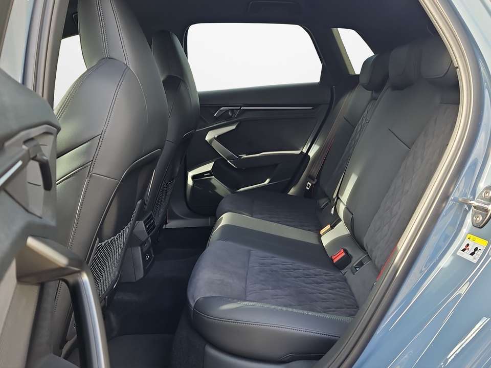 Audi RS3 - Imagem 11