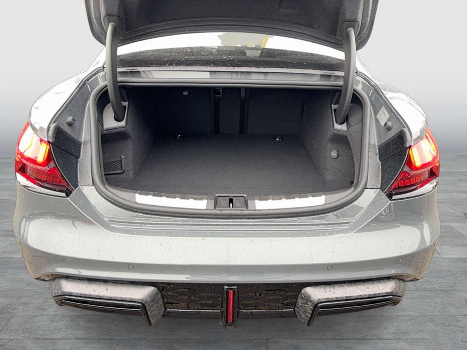 Audi RS e-tron GT - Imagem 12