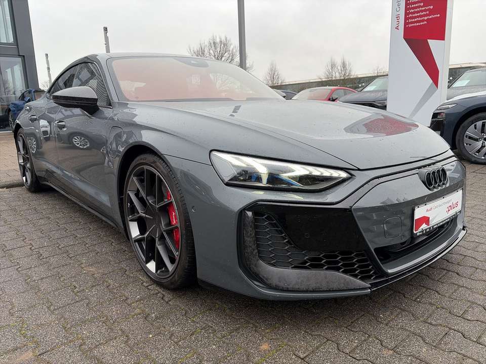 Audi RS e-tron GT - Imagem 15