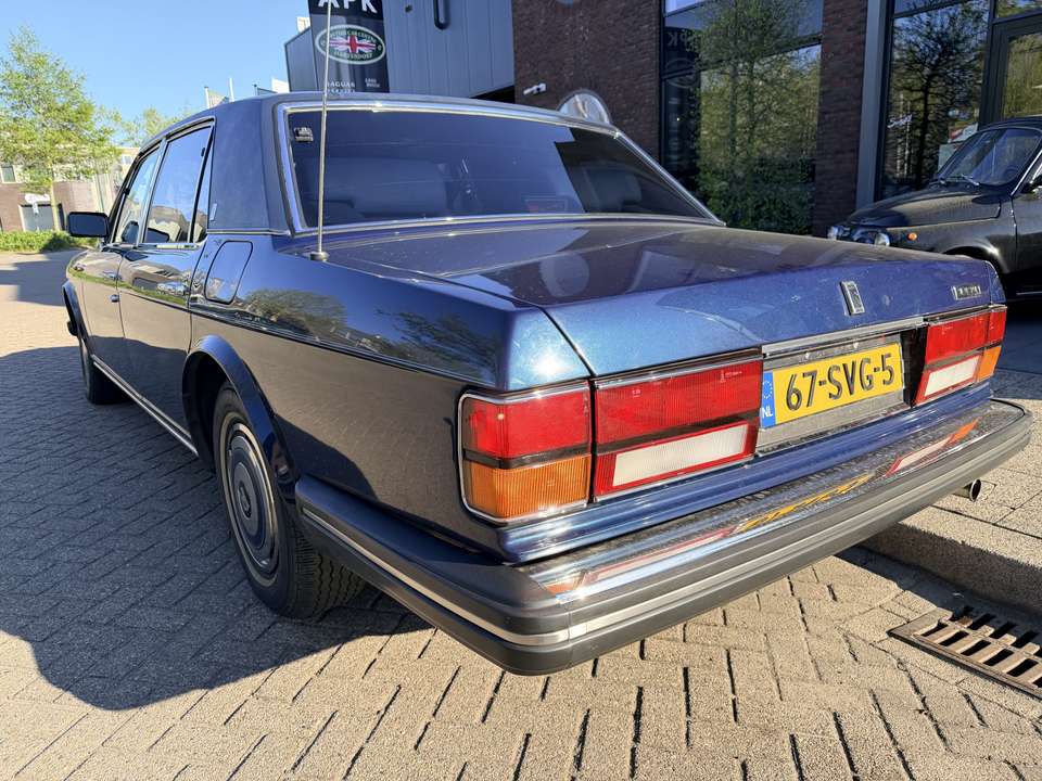 Rolls-Royce Silver Spur - Imagem 2