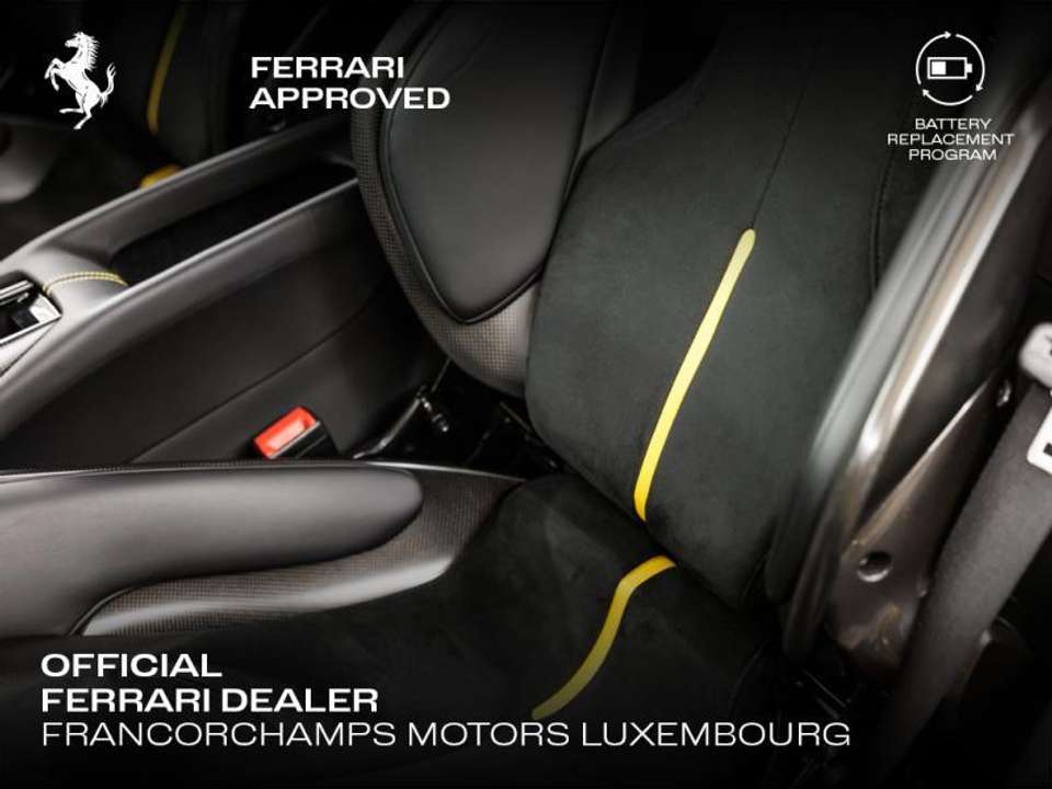 Ferrari 296 GTB - Imagem 13