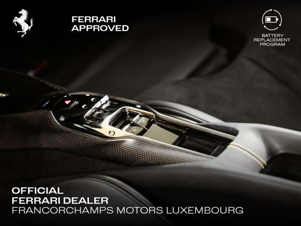 Ferrari 296 GTB - Imagem 14