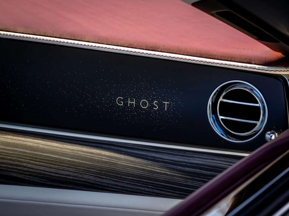 Rolls-Royce Ghost - Imagem 9