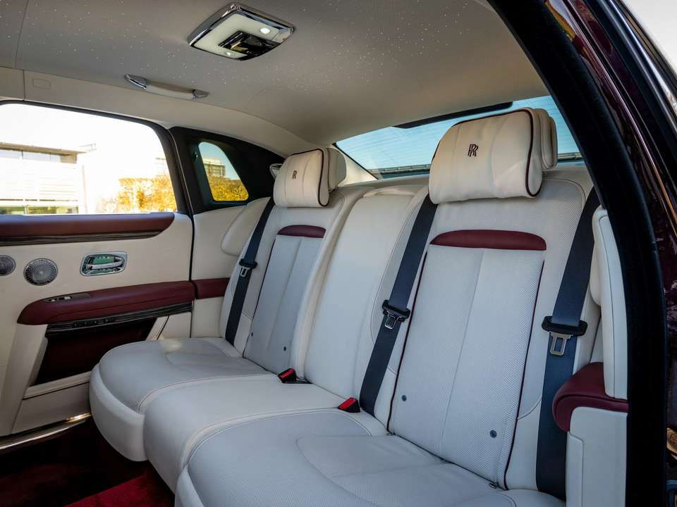 Rolls-Royce Ghost - Imagem 11
