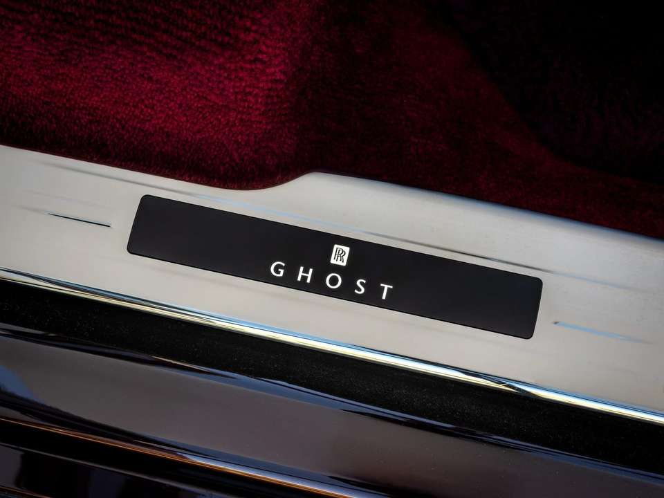 Rolls-Royce Ghost - Imagem 14