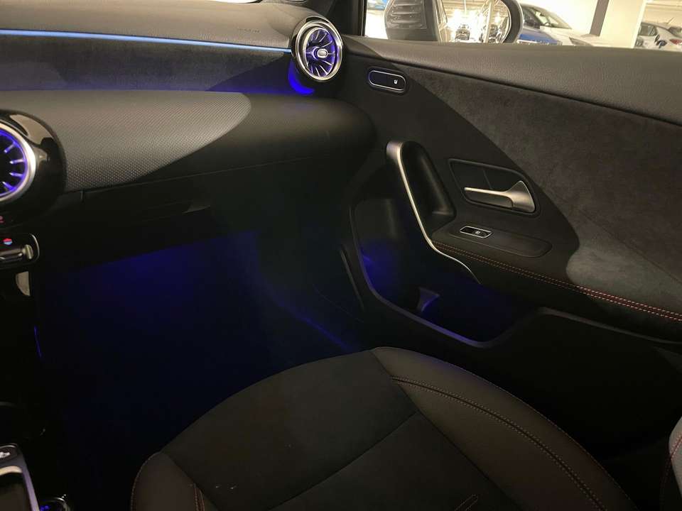 Mercedes-Benz A 200 - Imagem 9