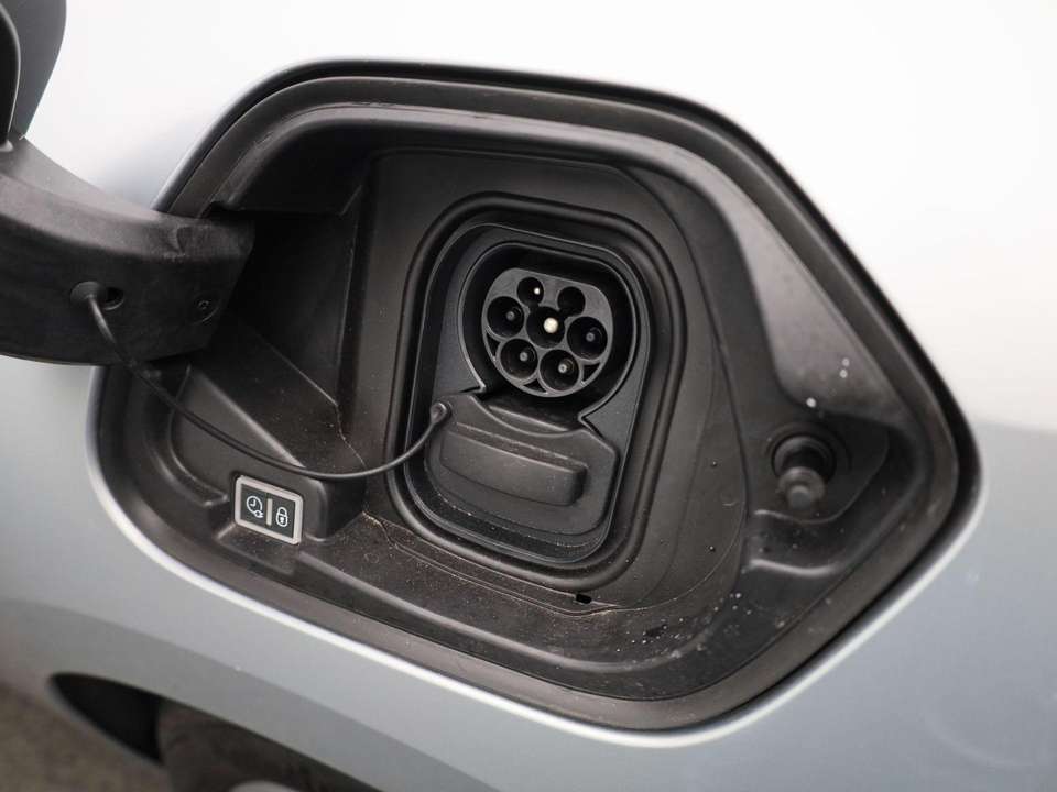 Opel Corsa-e - Imagem 12