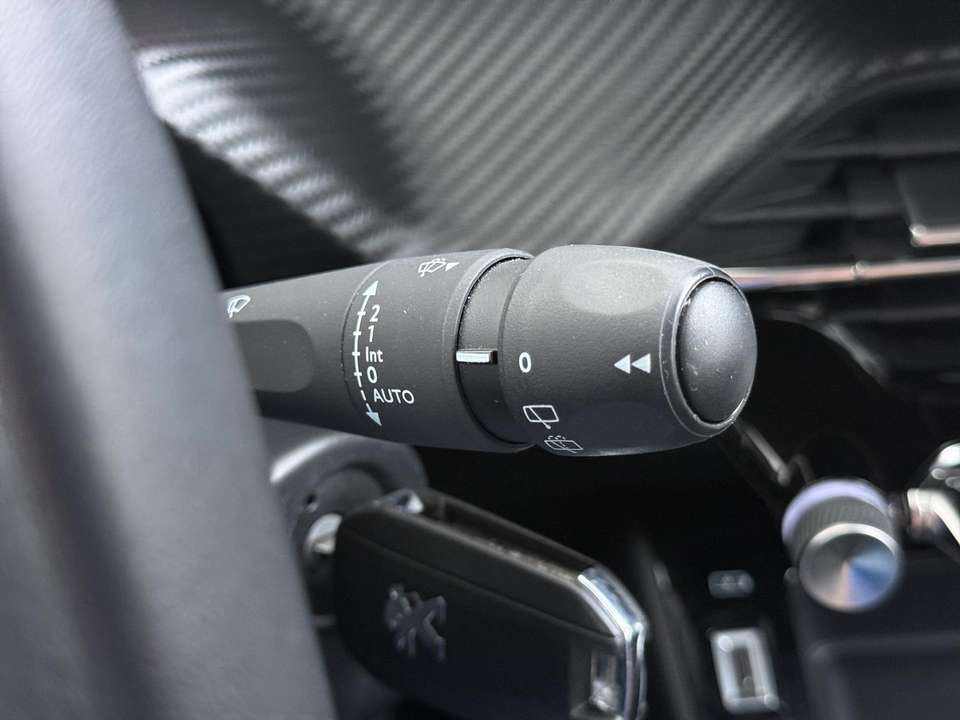 Peugeot 2008 - Imagem 14