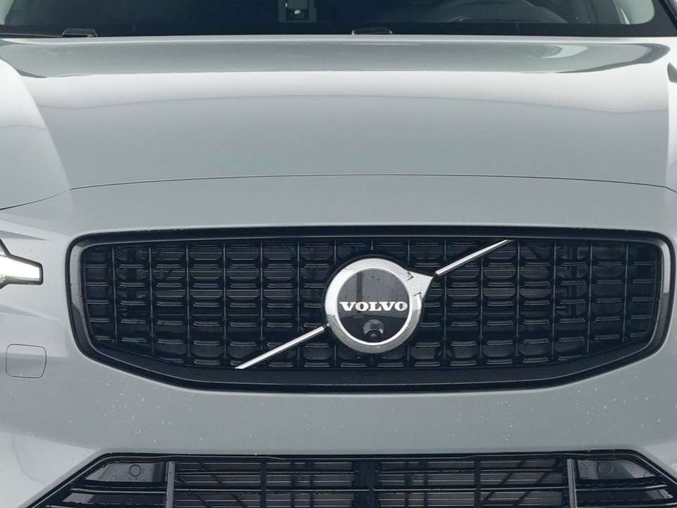 Volvo V60 - Imagem 2