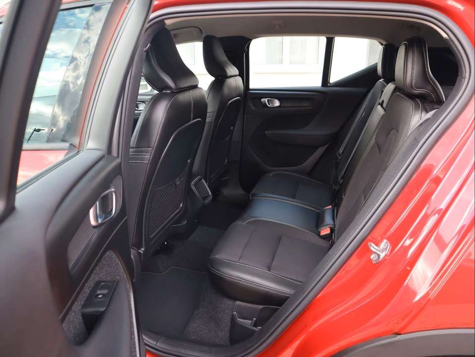 Volvo XC40 - Imagem 10