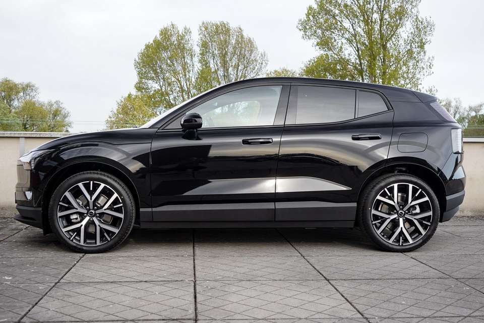 Volvo EX30 - Imagem 3