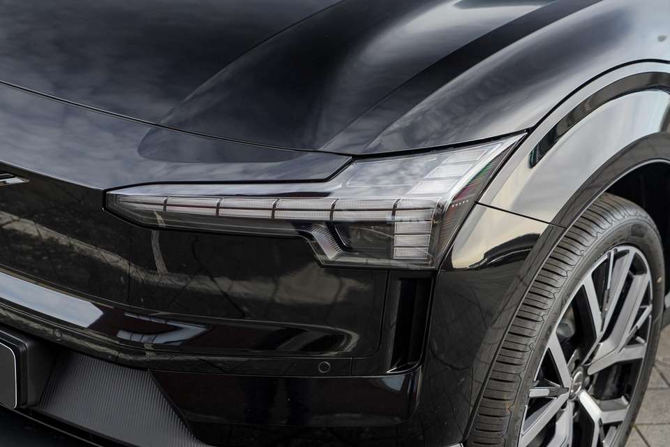 Volvo EX30 - Imagem 4