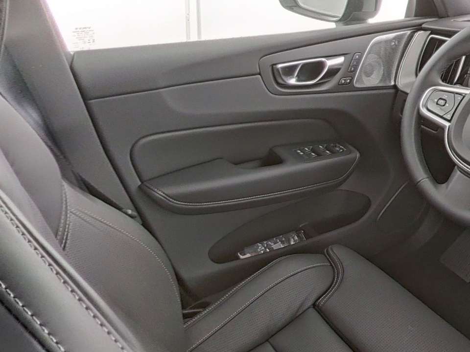 Volvo XC60 - Imagem 9