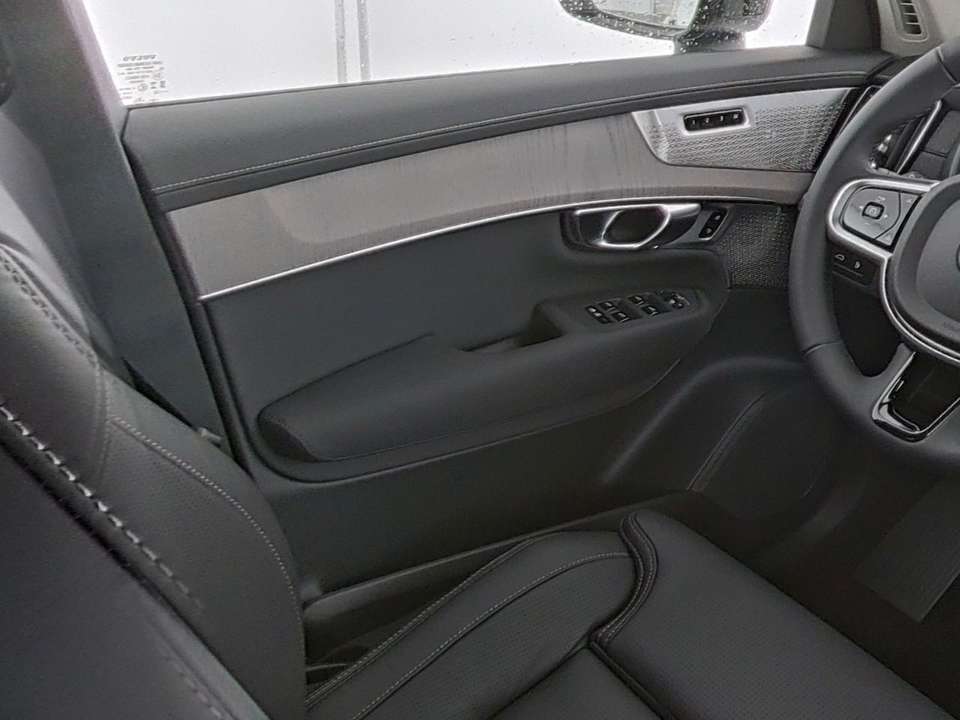 Volvo XC90 - Imagem 9