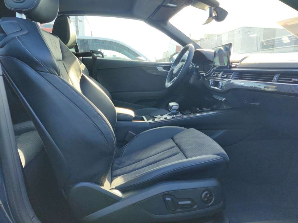 Audi S5 - Imagem 11