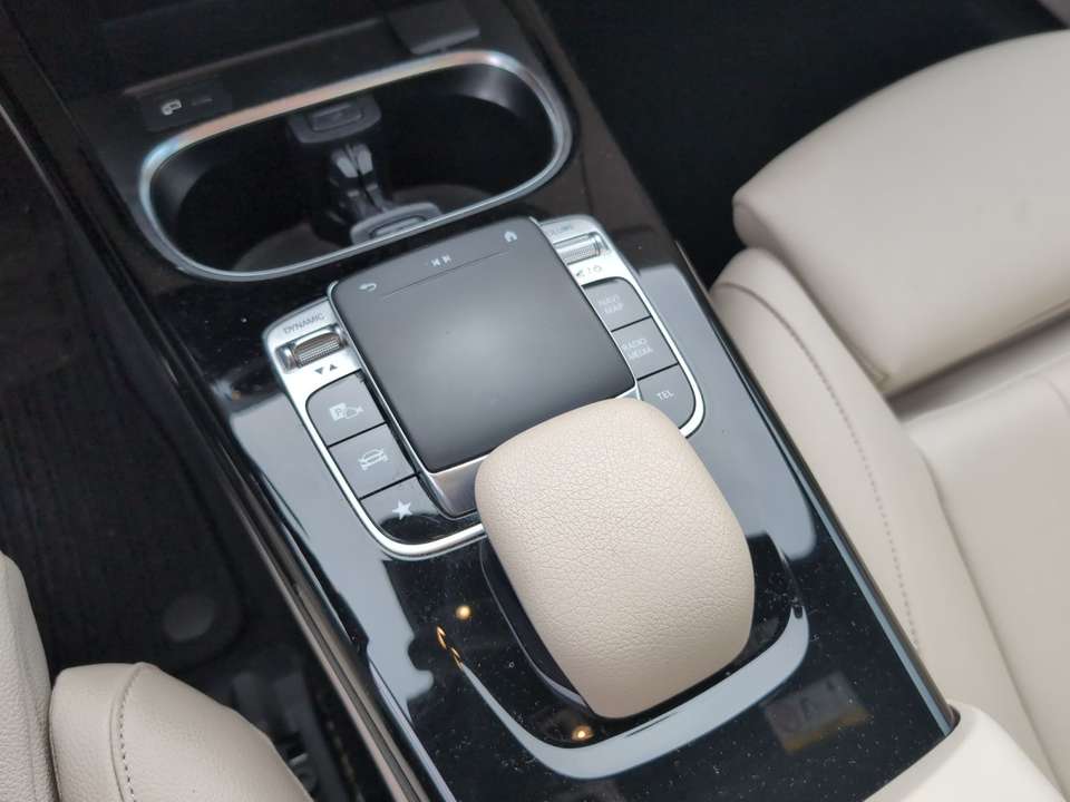 Mercedes-Benz A 180 - Imagem 8